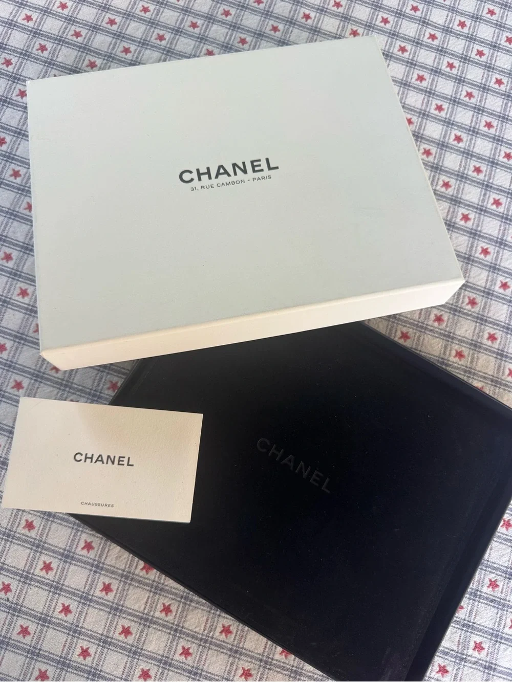CHANEL long chain